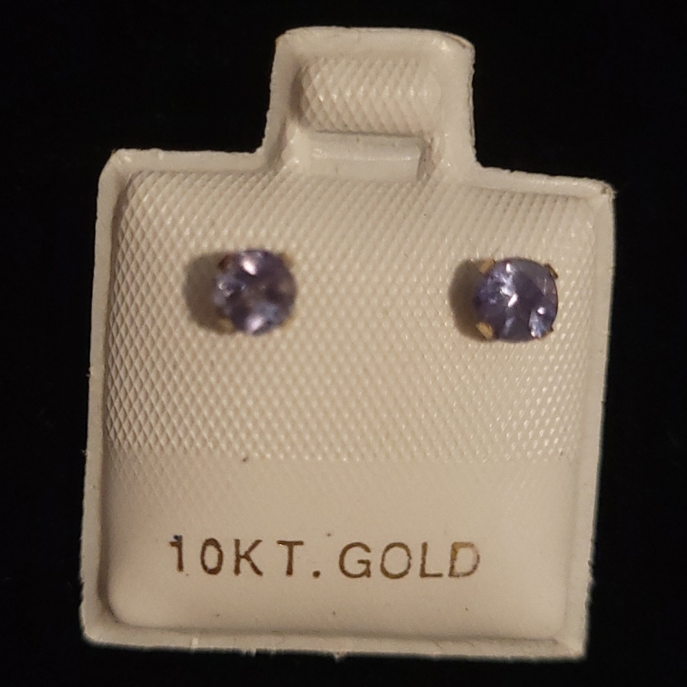 NWOT Tanzanite Pearl 10kt Gold Earrings